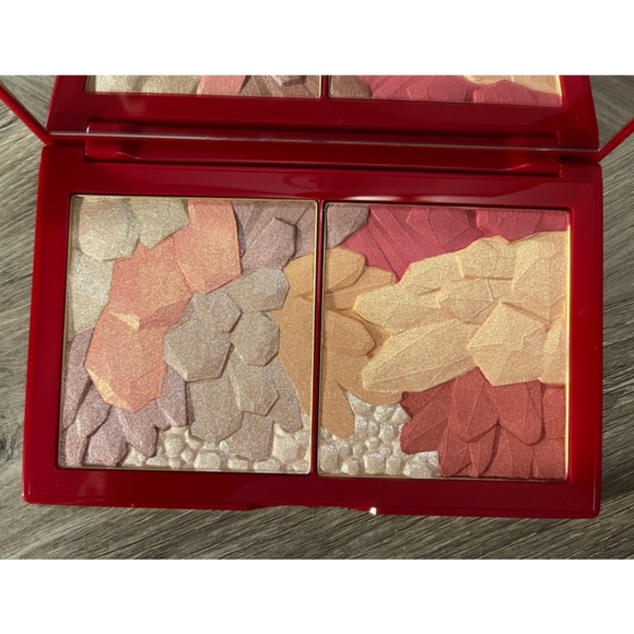 GIORGIO ARMANI Eyes To Kill Eccentrico Makeup Palette - Picture 6 of 8